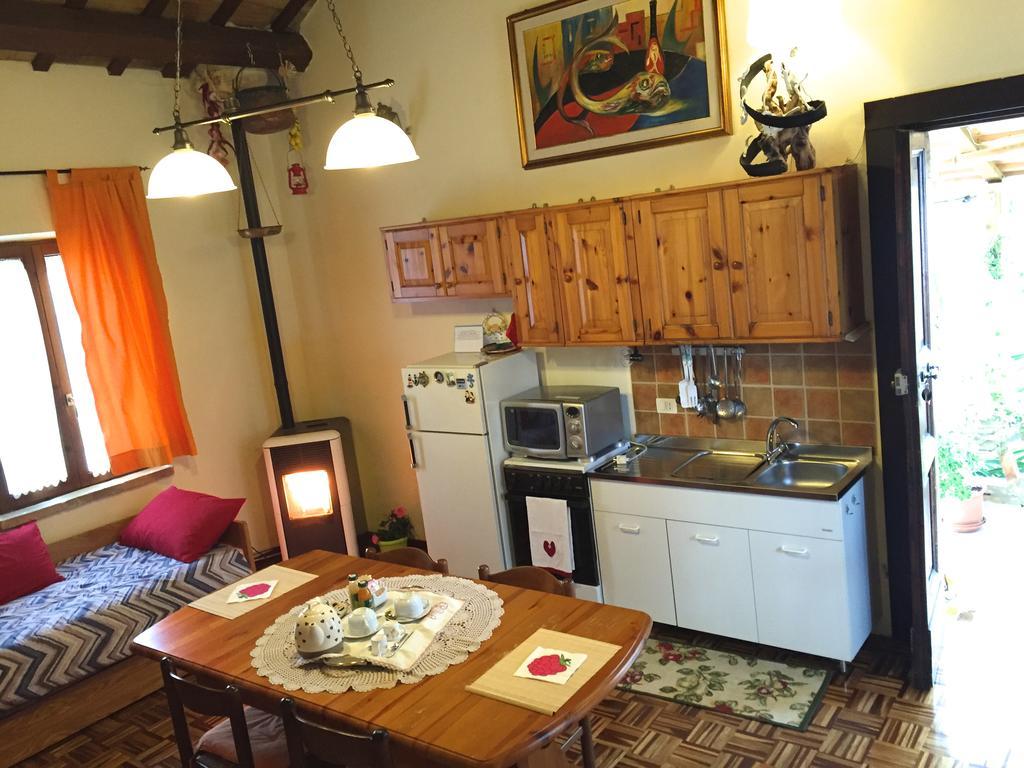 Maison Diamanti Castel di Lama Luaran gambar